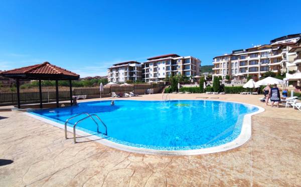 Супер оферта! Апартамент в комплекс с красива територия ID: 3006 - Снимка 13