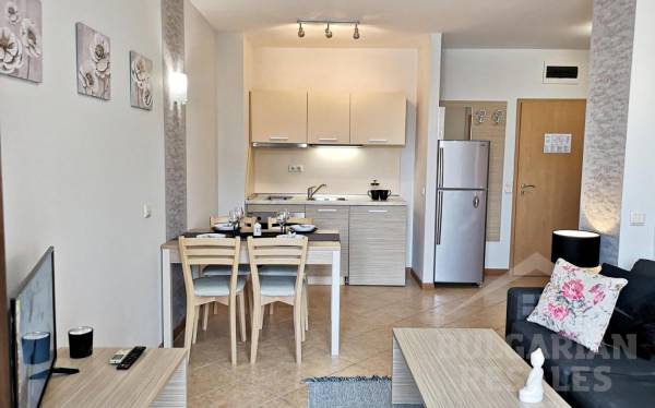 Апартаменты с видом на бассейн в Royal Sun ID: 1677 - Фото2