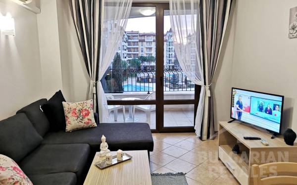 Апартаменты с видом на бассейн в Royal Sun ID: 1677 - Фото5