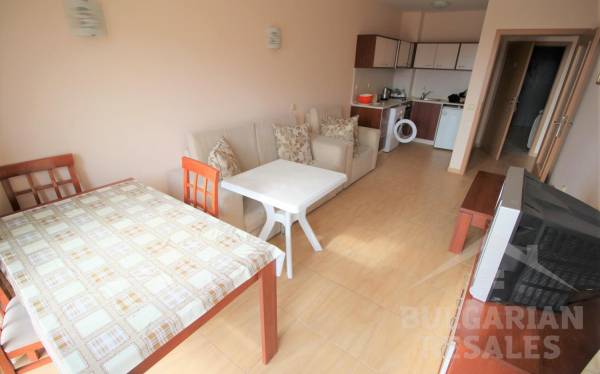 Апартамент с гледка басейн в Свети Влас ID: 1707 - Снимка 5