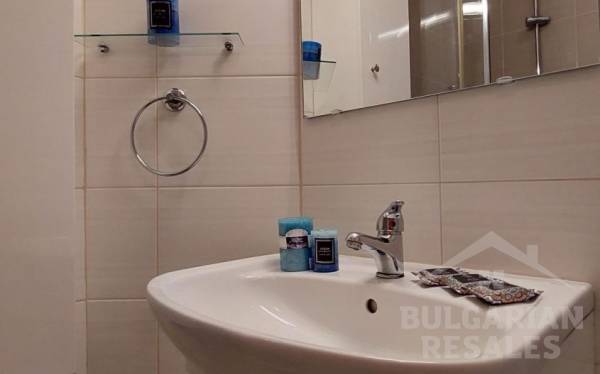 Апартамент с добър ремонт на 400 метра от плажа ID: 3700 - Снимка 11