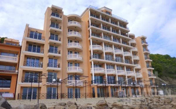 Royal Marina - Elenite ID: 316 - Photo 4