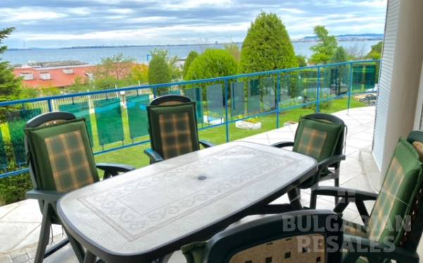 Villa for a large family by the sea in Sveti Vlas ID: 5069 - Photo 3