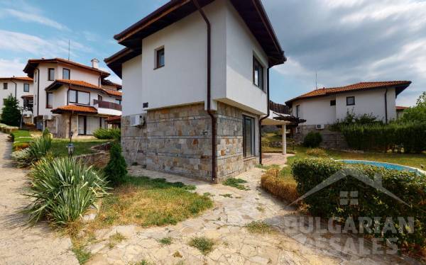 Detached house with swimming pool 2 km from the sea ID: 2062 - Photo 12
