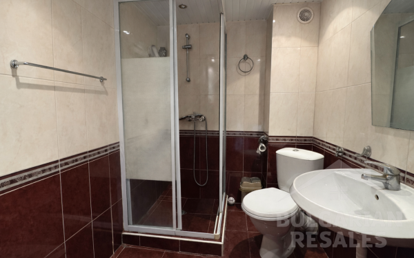 Výhľad na more! Trojizbový byt v obytnom dome, Sveti Vlas ID: 5980 - Фото8