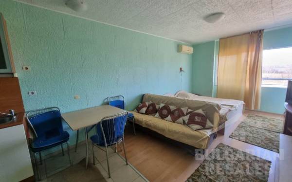 Не скъп апартамент в затворен комплекс  ID: 2554 - Снимка 3