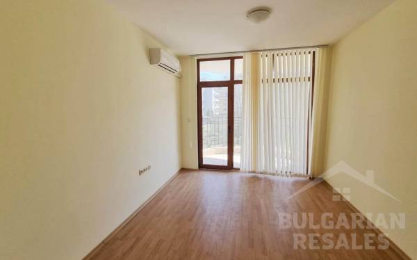 New apartment in the center of the resort in the complex with a swimming pool ID: 2460 - Photo 3