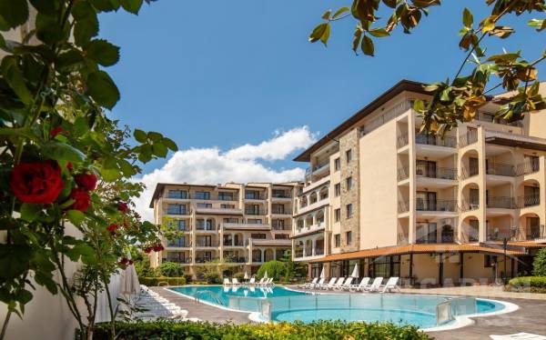 Чудесен вариант за почивка и инвестиция! Комплекс Rose Village ID: 2031 - Снимка 2