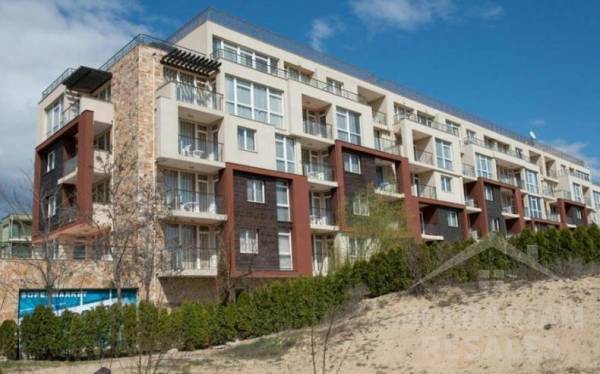 Spacious apartment in a residential complex on the first line ID: 3000 - Photo 14