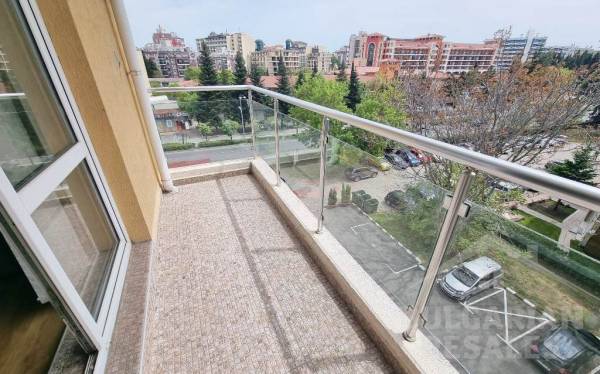 Голям апартамент в центъра на курорта, близо до плажа ID: 3775 - Снимка 5