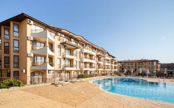 Отлично местоположение на комплекса! Апартамент с мебели ID: 3791 - Снимка 2