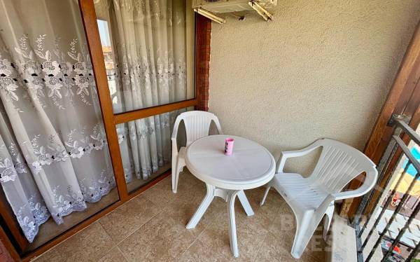 Apartment overlooking the pool in a good area of Ravda ID: 5379 - Photo 3