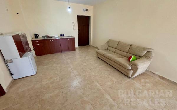 Apartment overlooking the pool in a good area of Ravda ID: 5379 - Photo 6