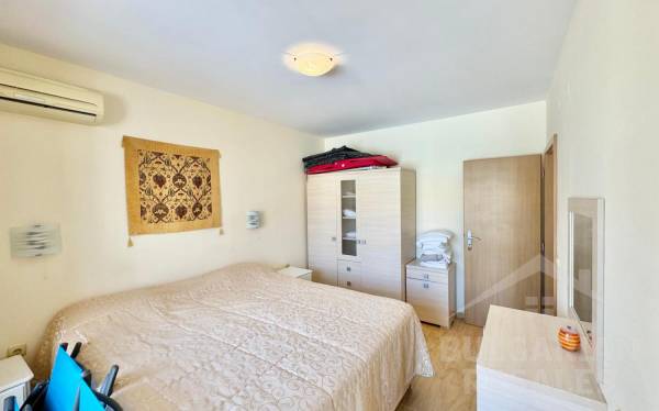 Топ локация, супер оферта! Побързайте! ID: 4296 - Снимка 13