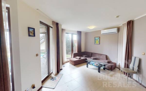 Dwa piętra, trzy sypialnie - przestronny apartament w willi ID: 4782 - Фото5