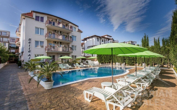 Cozy renovated apartment in a small complex ID: 5691 - Photo 17