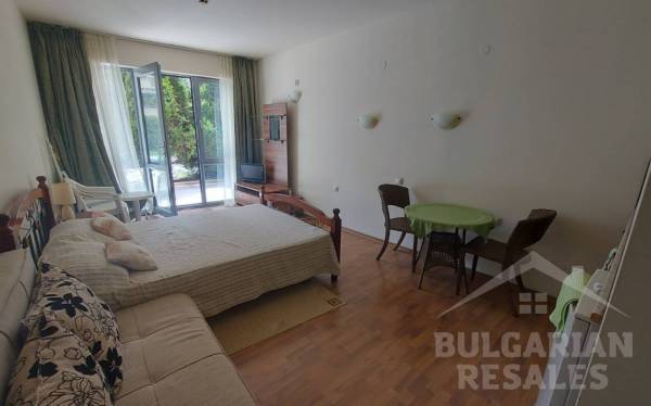 Студия с прямым выходом к бассейну, комплекс "Black Sea View", Равда ID: 6074 - Фото 4