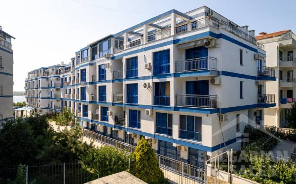 Mieszkanie z widokiem na morze i prywatnym miejscem parkingowym w Pomorie ID: 4368 - Фото2