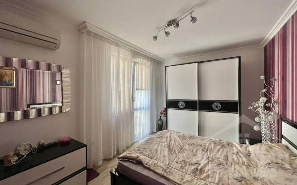 Action! Three rooms, chic location of the complex! ID: 4211 - Photo 8