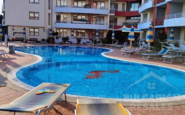 Изглед към басейна! Апартамент в централната част на курорта ID: 5305 - Снимка 12