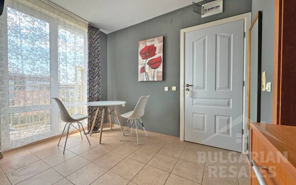 Компактная трехкомнатная квартира в зеленом районе Свети Власа ID: 4375 - Фото 6