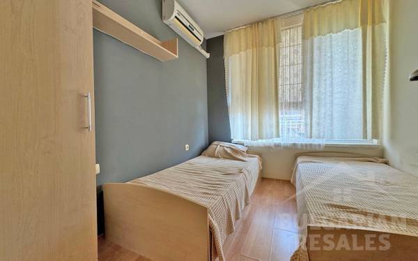 Компактная трехкомнатная квартира в зеленом районе Свети Власа ID: 4375 - Фото 19