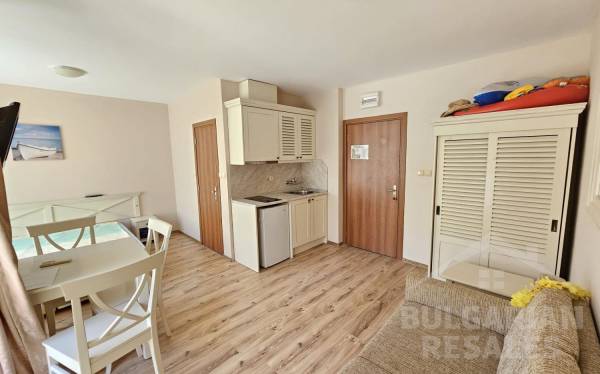 Duże studio w dobrej części kurortu ID: 3953 - Фото8