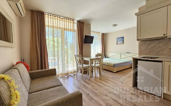 Duże studio w dobrej części kurortu ID: 3953 - Фото10