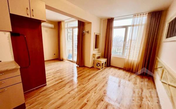 Голямо студио в уютен комплекс на добро ниво ID: 4046 - Снимка 10