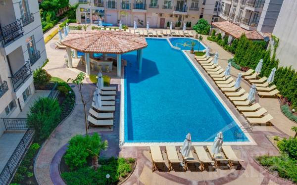 Pool view. Apartment in the “Dawn Park” complex, Sunny Beach resort ID: 6115 - Photo 15