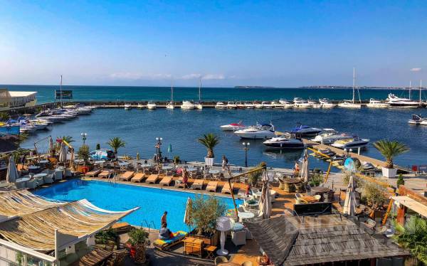 Първа линия! Апартамент в комплекс „Етара“ ID: 5640 - Снимка 11