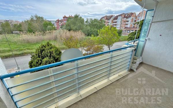 Studio in a large complex with low maintenance fee ID: 5108 - Photo 2