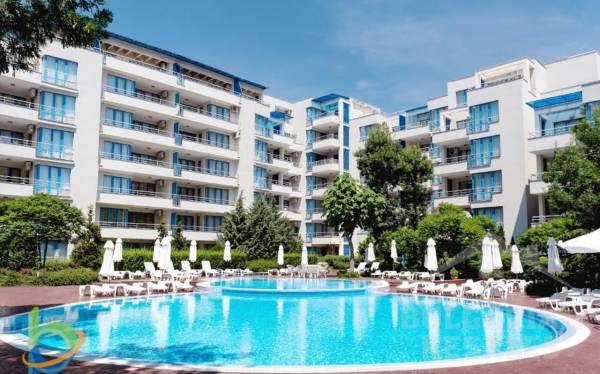 Flat on the first line by the sea! Good investment! ID: 3766 - Photo 10