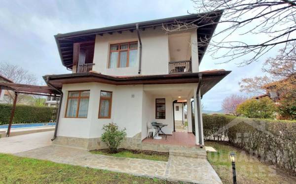 Къща в затворен комплекс, на тихо място! ID: 4173 - Снимка 9