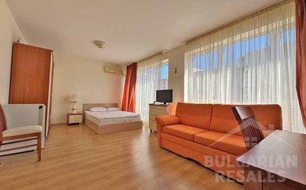 Furnished studio with a convenient layout in Flores Park ID: 5587 - Photo 2