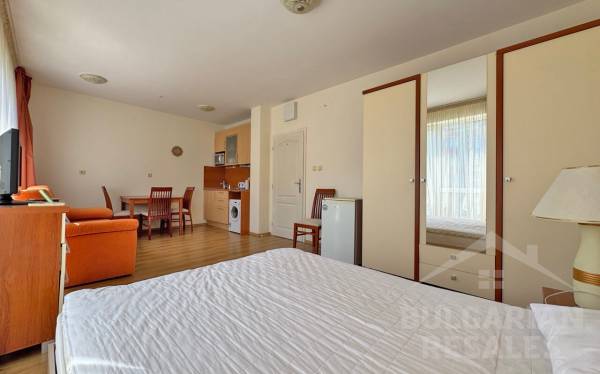 Furnished studio with a convenient layout in Flores Park ID: 5587 - Photo 5