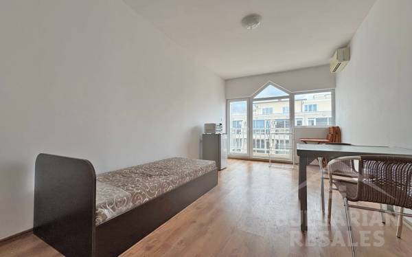 Студия в семейном комплексе с бассейном, курорт Солнечный берег ID: 6088 - Фото 2