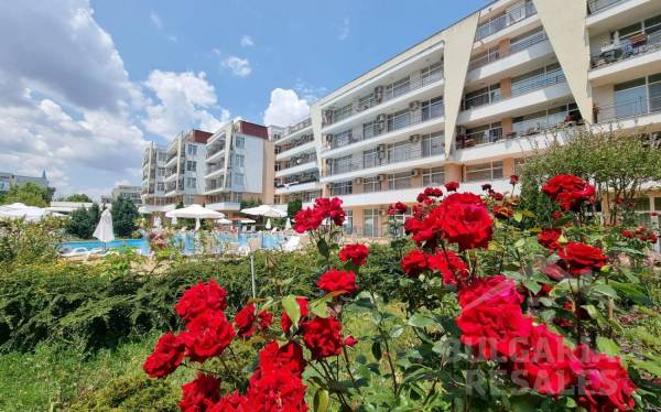 Apartment with Direct Access to the Pool in the Popular “Grand Kamelia” Complex ID: 6271 - Photo 11