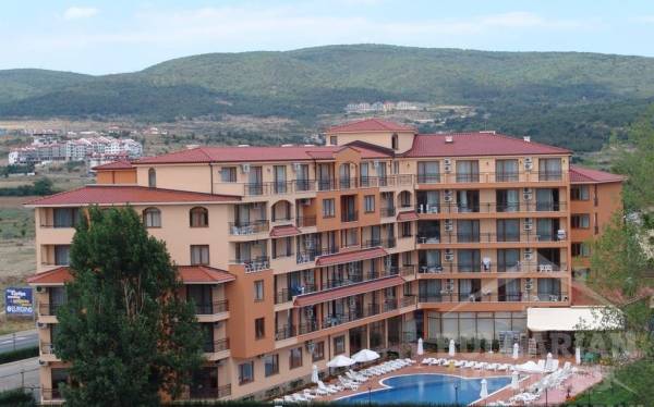 Lacný dvojizbový byt v komplexe s bazénom ID: 3240 - Фото2