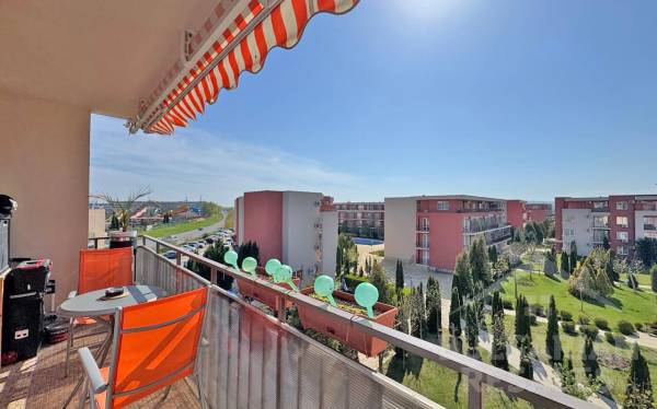 Apartment with modern renovation and expensive furniture ID: 5061 - Photo 8