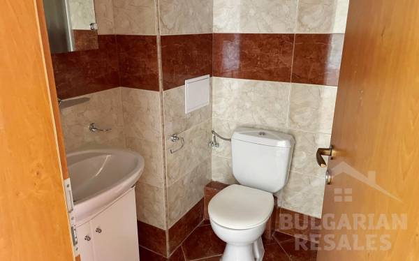 New unfurnished apartment 50 meters from the sea in a super area ID: 3217 - Photo 13