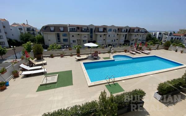 Výhľad na bazén, apartmán pár krokov od pláže, Sveti Vlas ID: 5937 - Фото4