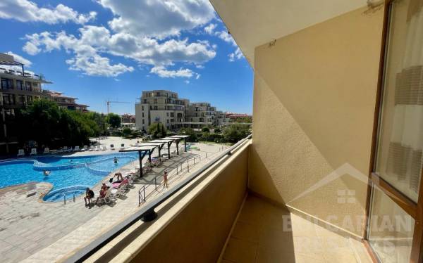 Spacious apartment with two terraces and pool view in Sveti Vlas ID: 5473 - Photo 13