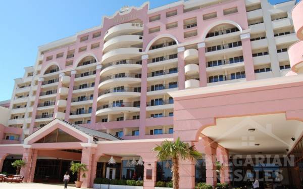 Первая линия! Комплекс с огромной территорией ID: 3874 - Фото 12