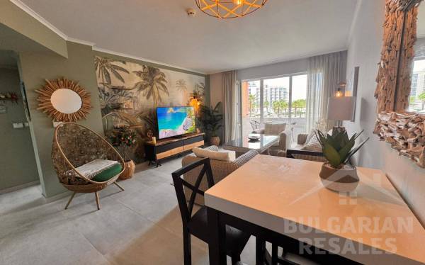Beachfront, “Majestic Beach Resort” complex, apartment with designer interiors ID: 6090 - Photo 2