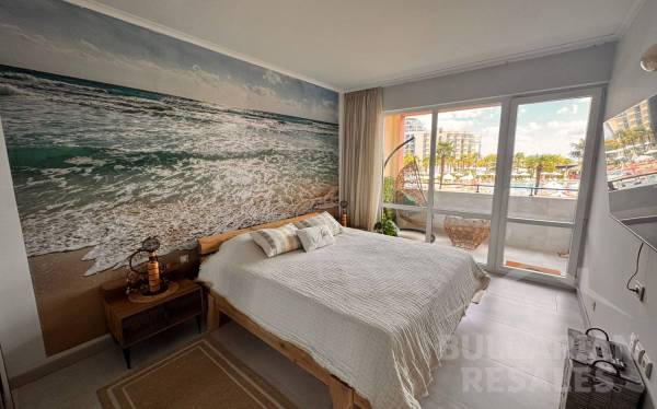 Beachfront, “Majestic Beach Resort” complex, apartment with designer interiors ID: 6090 - Photo 9