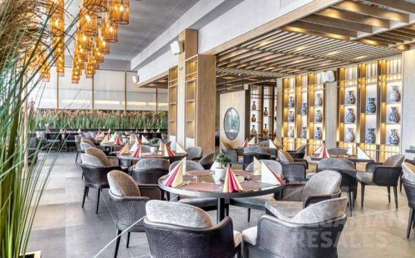 Beachfront, “Majestic Beach Resort” complex, apartment with designer interiors ID: 6090 - Photo 21