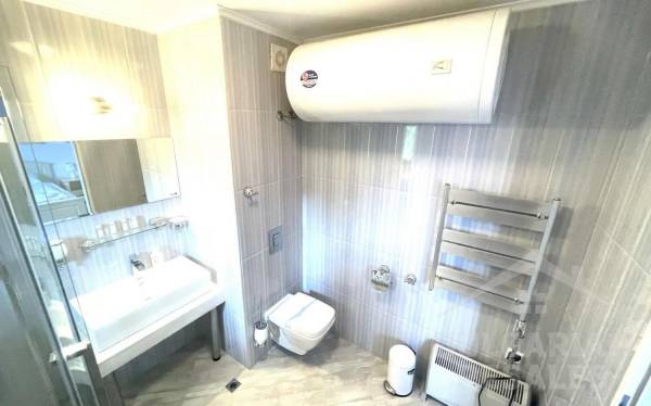 Byt s kvalitnou rekonštrukciou v prvej línii, výhľad na more! ID: 4102 - Фото13