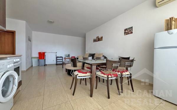 Хорошая цена на просторную квартиру! ID: 5262 - Фото 2