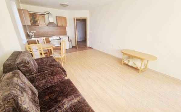 Výhľad na bazén! Nehnuteľnosť v prvej línii v Elenite ID: 5461 - Фото6